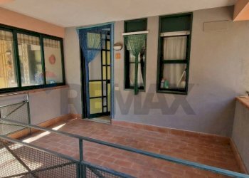 Terrazza porticata lato ingresso - Trilocale Via Francavilla
 
7, Taormina - foto 10