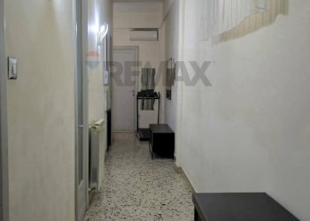 Hall / corridoio - Quadrilocale Via Pietro Mascagni
 
29, Catania - foto 13