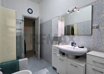 Bagno - Quadrilocale Via Pietro Mascagni
 
29, Catania - foto 48