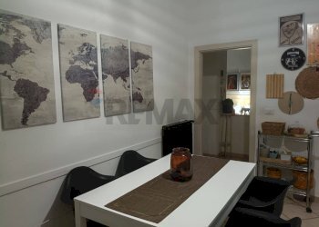 Sala da pranzo - Appartamento Via Rosmini
 
5, Caltanissetta - foto 4