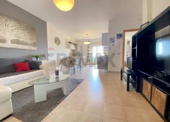 Sala da pranzo - Three-room apartment VICO OLIVELLA
 
9, Camporotondo Etneo - photo 2