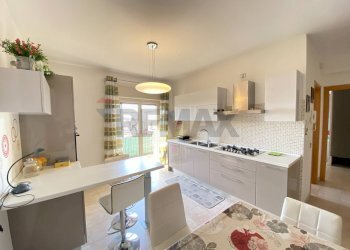 Cucina - Three-room apartment VICO OLIVELLA
 
9, Camporotondo Etneo - photo 8