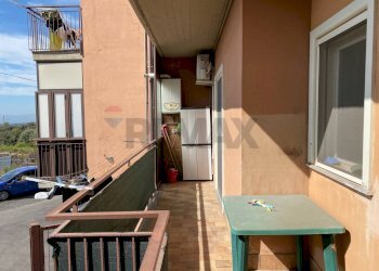 Balcone - Three-room apartment VICO OLIVELLA
 
9, Camporotondo Etneo - photo 15