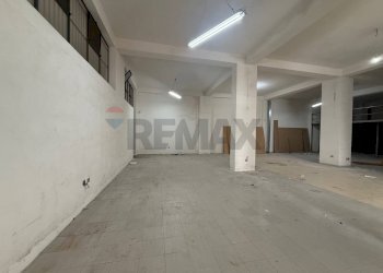 Parcheggio - Warehouse Corso Lombardia, Giarre - photo 13