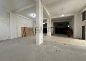 Parcheggio - Warehouse Corso Lombardia, Giarre - photo 14