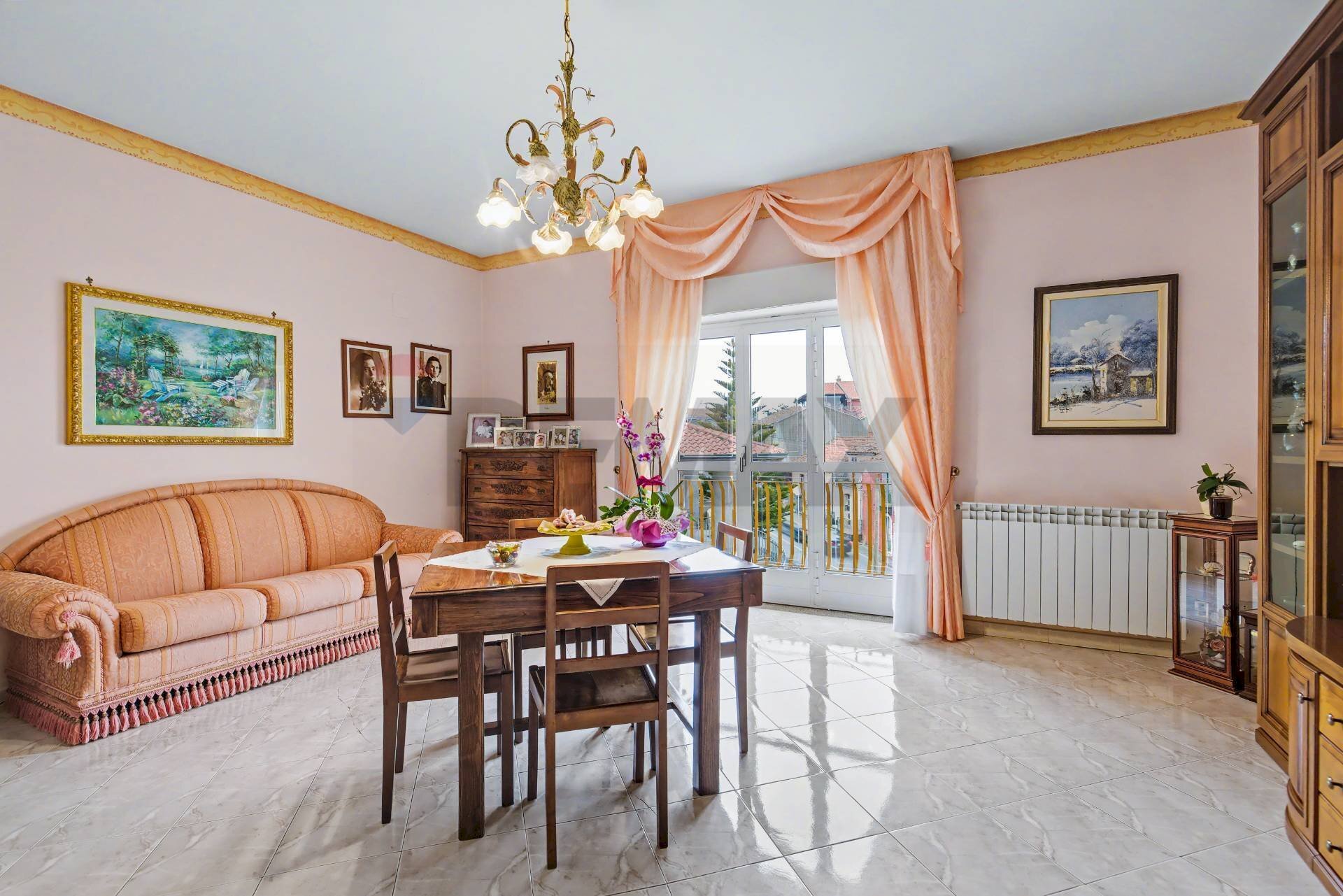 Sala da pranzo - Appartamento via nazionale Solicchiata
 
207, Castiglione di Sicilia - foto 1