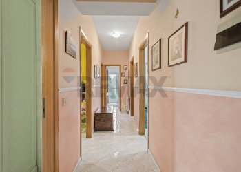 Hall / corridoio - Appartamento via nazionale Solicchiata
 
207, Castiglione di Sicilia - foto 13