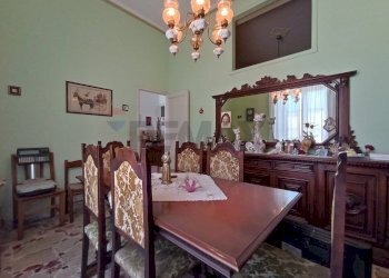 Sala da pranzo - Casa semi indipendente Via Giovanni Gentile
 
38, Fiumefreddo di Sicilia - foto 38