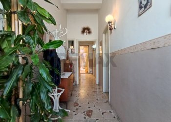 Hall / corridoio - Casa semi indipendente Via Giovanni Gentile
 
38, Fiumefreddo di Sicilia - foto 43