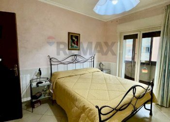 Camera / camera da letto - Quadrilocale VICO OLIVELLA
 
9, Camporotondo Etneo - foto 16