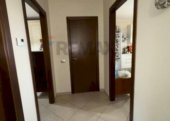 Hall / corridoio - Quadrilocale VICO OLIVELLA
 
9, Camporotondo Etneo - foto 21