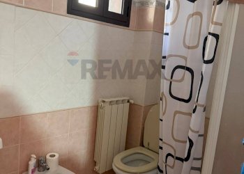 Bagno - Quadrilocale VICO OLIVELLA
 
9, Camporotondo Etneo - foto 26