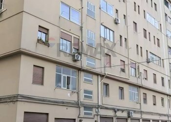 Edificio all\'aperto - Appartamento Viale Sicilia
 
87, Caltanissetta - foto 1