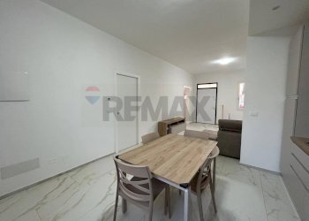 Sala da pranzo - Villa a Schiera Strada Bassa per Gradizza
 
28, Copparo - foto 23
