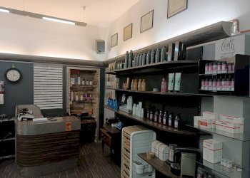 Dispensa di stoccaggio - Negozio Via Roma, Borgo Tossignano - foto 3