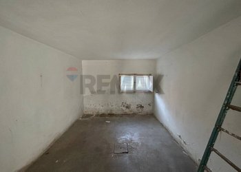 Stanza vuota - Box Via Gaetano Pesci
 
114, Ferrara - foto 5