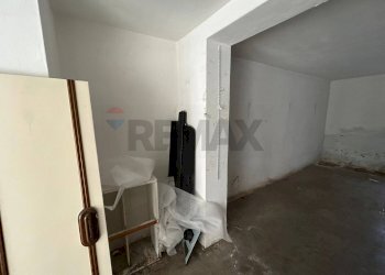 Stanza vuota - Box Via Gaetano Pesci
 
114, Ferrara - foto 8