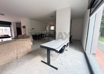 Sala da pranzo - Negozio Ferrara - foto 3