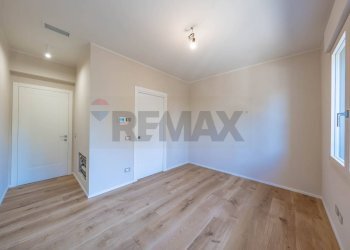 Stanza vuota - Appartamento Viale Cavour
 
188/C, Ferrara - foto 17