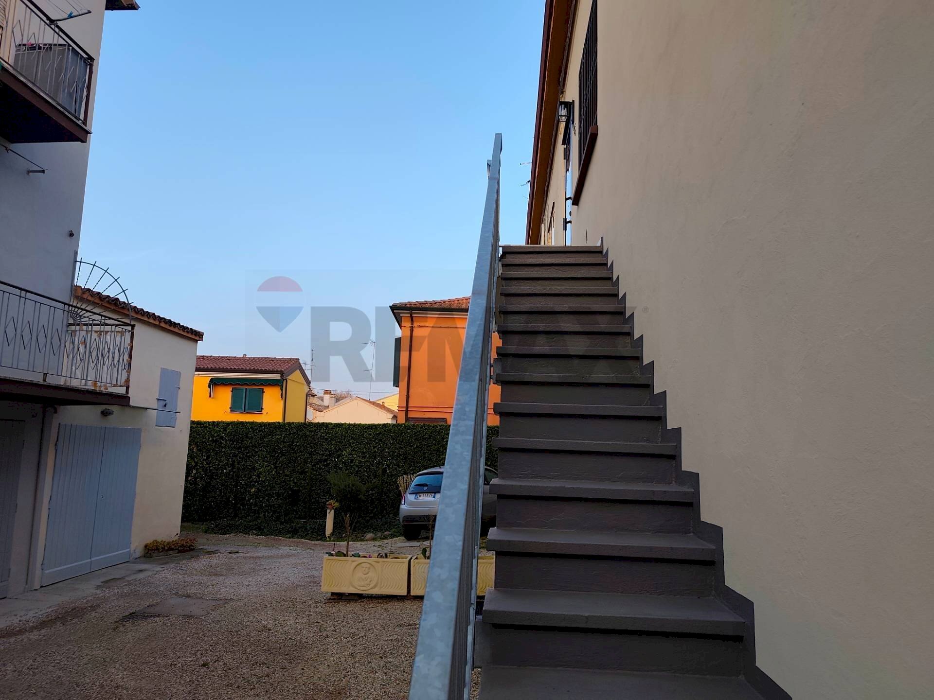 Scale - Bilocale Ferrara - foto 2