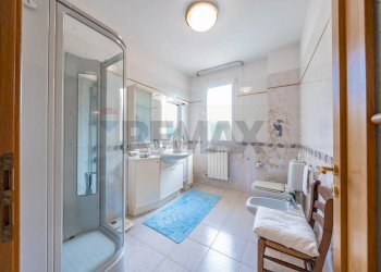 Bagno - Villa Viale Nord
 
11, Tresignana - photo 12