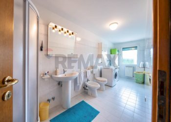 Bagno - Villa Viale Nord
 
11, Tresignana - photo 15