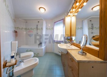 Bagno - Villa Viale Nord
 
11, Tresignana - photo 24