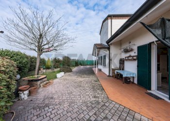 Terrazza - Villa Viale Nord
 
11, Tresignana - photo 30