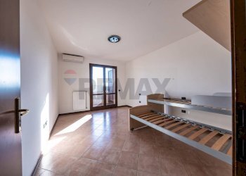 Camera / camera da letto - Terraced Villa Vigarano Mainarda - photo 17