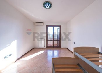 Stanza vuota - Terraced Villa Vigarano Mainarda - photo 18