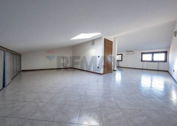 Stanza vuota - Terraced Villa Vigarano Mainarda - photo 23