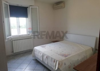 Camera / camera da letto - Trilocale Via Del Vescovo
 
103, Ferrara - foto 4