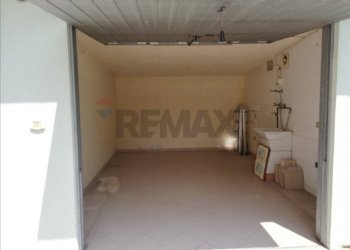 garage - Trilocale Via Del Vescovo
 
103, Ferrara - foto 9