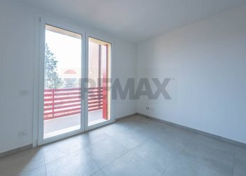 Stanza vuota - Villa Bifamiliare Copparo - foto 9