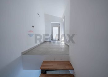 Scale - Villa Bifamiliare Copparo - foto 16