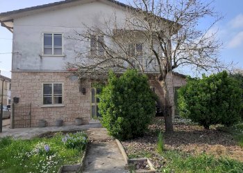 Casa all\'aperto - Independent house Via Silvano Benini
 
47, Copparo - photo 1