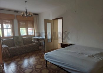 Camera / camera da letto - Independent house Via Silvano Benini
 
47, Copparo - photo 5