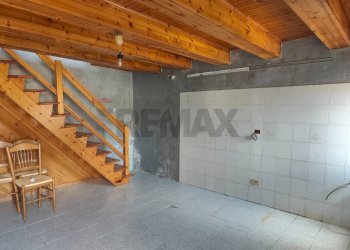 Scale APPARTAMENTO 2 - Independent house Via Silvano Benini
 
47, Copparo - photo 20