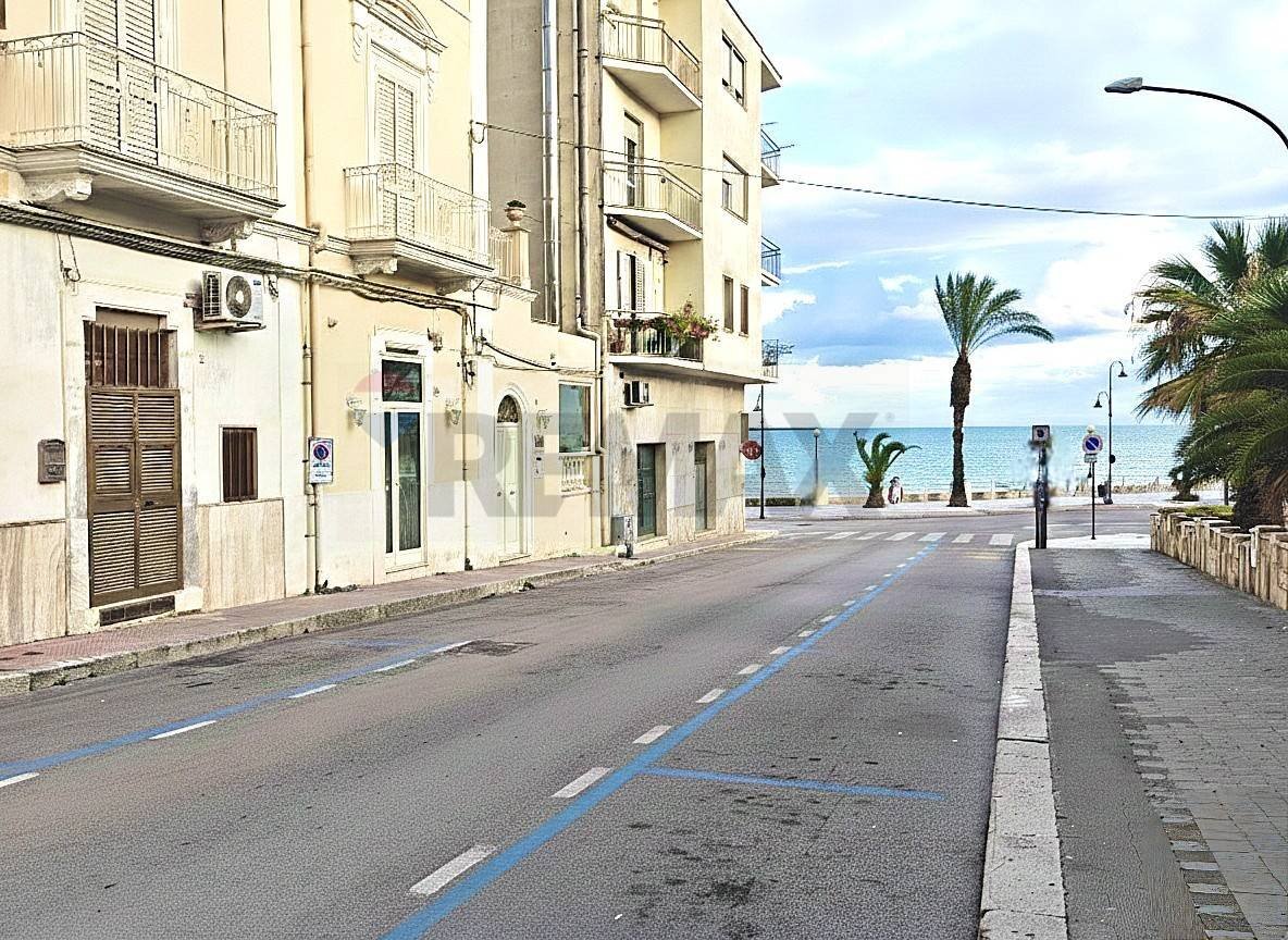 Edificio all\'aperto - Appartamento Viale dell'Arcangelo
2, Manfredonia - foto 2