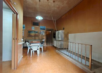Sala da pranzo - Appartamento Viale dell'Arcangelo
 
2, Manfredonia - foto 3