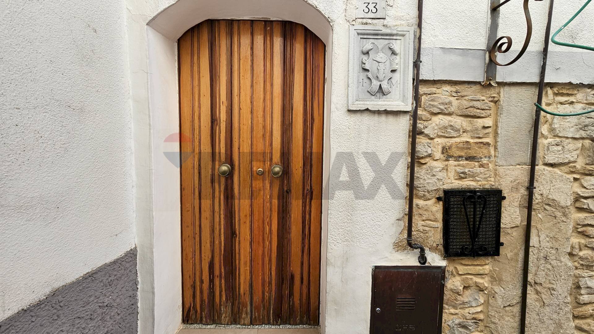 Hall / corridoio - Independent house via ANTONELLI
 
33, Pietramontecorvino - photo 1