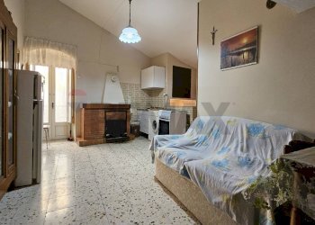 Soggiorno - Independent house via ANTONELLI
 
33, Pietramontecorvino - photo 11