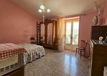 Camera / camera da letto - Independent house via ANTONELLI
 
33, Pietramontecorvino - photo 12