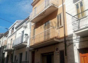 Edificio all\'aperto - Appartamento Via Matteo Renato Imbriani
 
69, San Giovanni Rotondo - foto 4