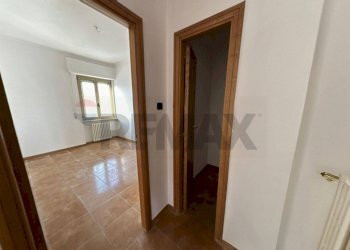 Hall / corridoio - Quadrilocale Via Tribuna
 
38/A, Manfredonia - foto 7