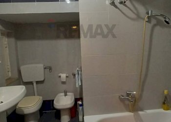 Bagno - Independent house Via Gioacchino Rossini
 
7, Ischitella - photo 8