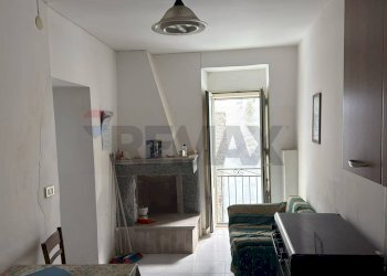 Soggiorno - Casa indipendente Via Gioacchino Rossini
 
7, Ischitella - foto 9