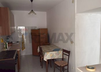 Cucina - Casa indipendente Via Gioacchino Rossini
 
7, Ischitella - foto 10