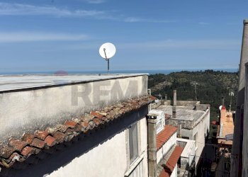 Edificio all\'aperto - Casa indipendente Via Gioacchino Rossini
 
7, Ischitella - foto 22