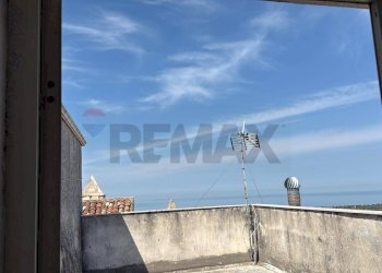 Terrazza - Casa indipendente Via Gioacchino Rossini
 
7, Ischitella - foto 23